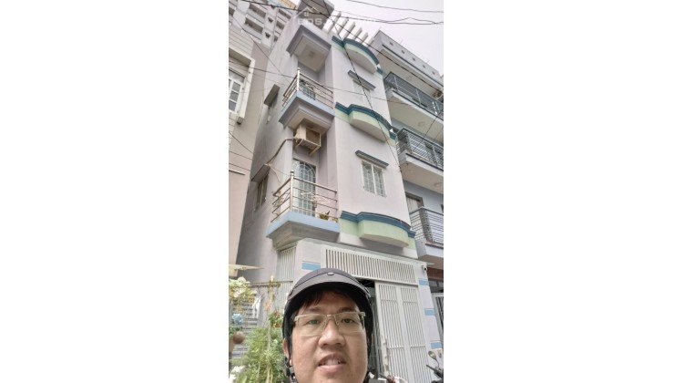 Bán nhà đường Bùi Thị Xuân - Quận 1 - 4Tầng - Chỉ 6Tỷ 200.